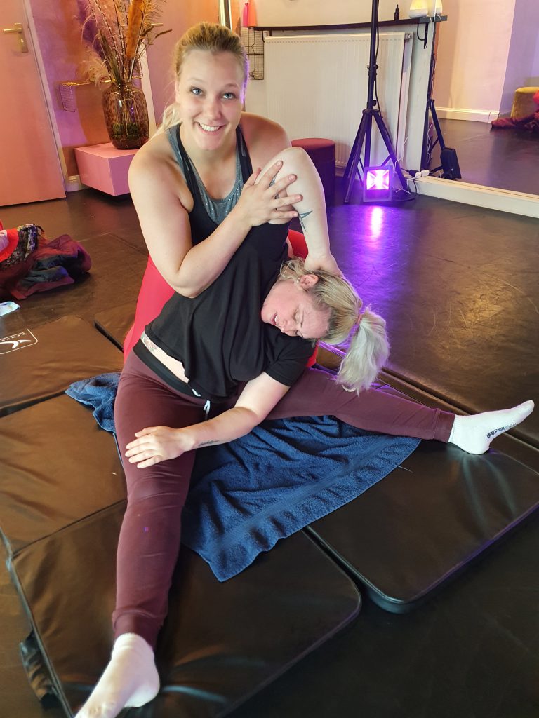 Side straddle stretch massage